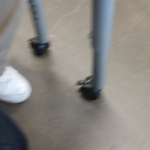 Meet your Posher, Dewcake